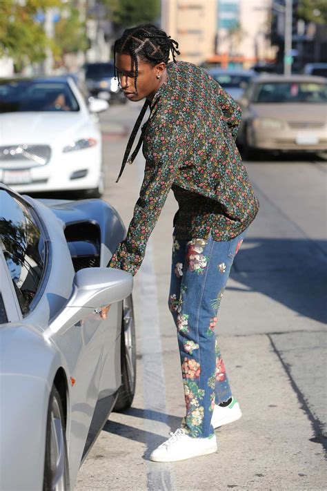 flower painted gucci jeans replica
